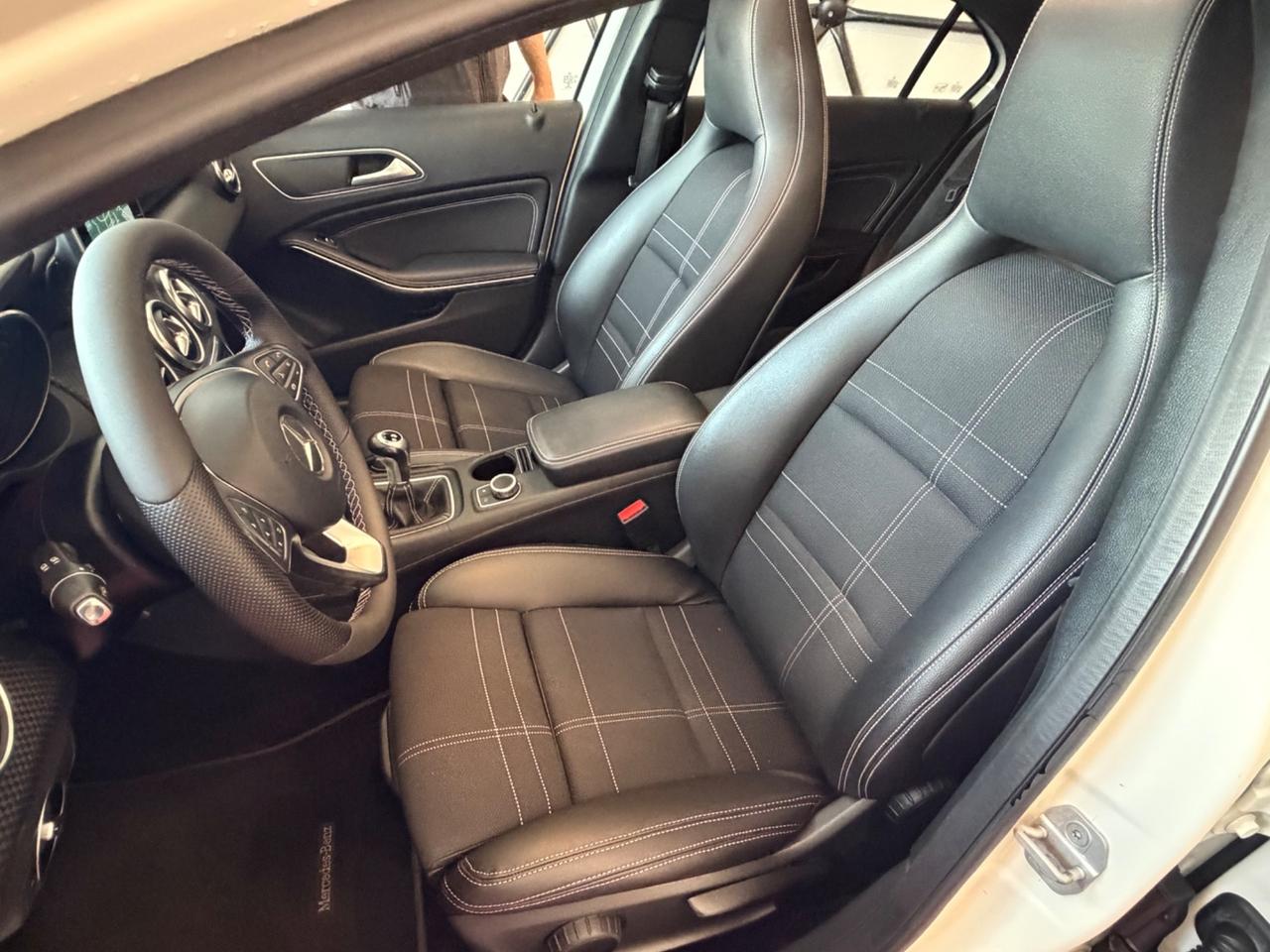 Mercedes-benz A 180 d Premium