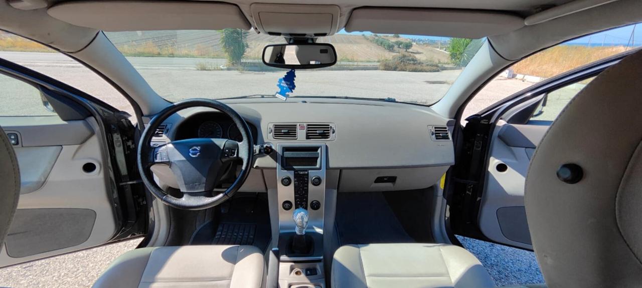 Volvo V50 2.0 D cat Momentum