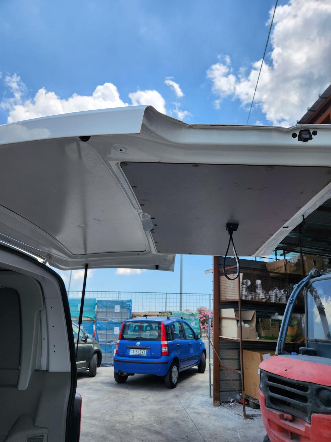 VOLKSWAGEN TRASPORT T6 2.0 102 CV ANNO 2019