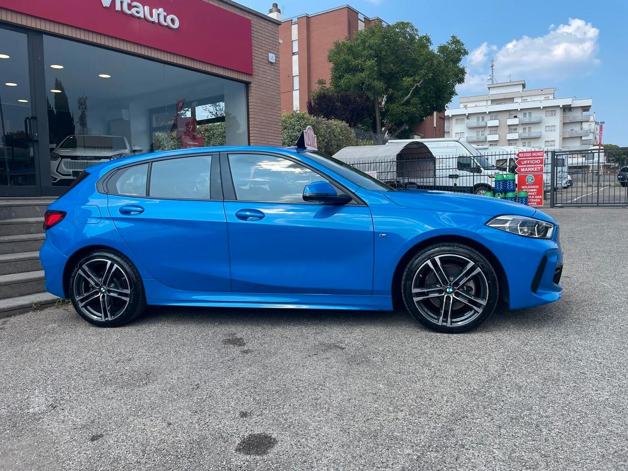 Bmw 118 118d 5p. Msport