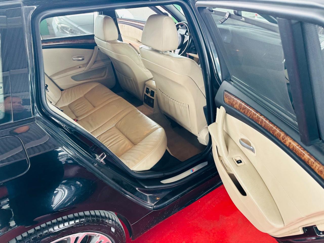 Bmw 530XD Touring M-Sport Gancio Traino