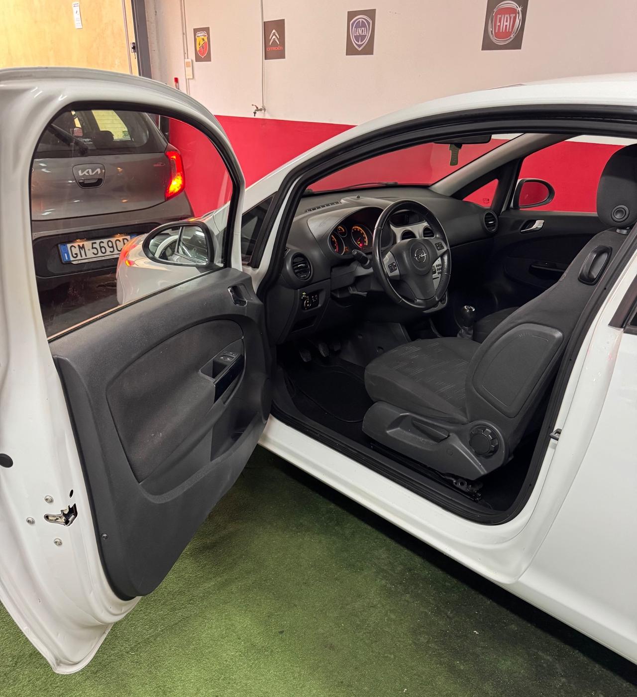 Opel Corsa 1.2 85CV 5 porte GPL-TECH Club