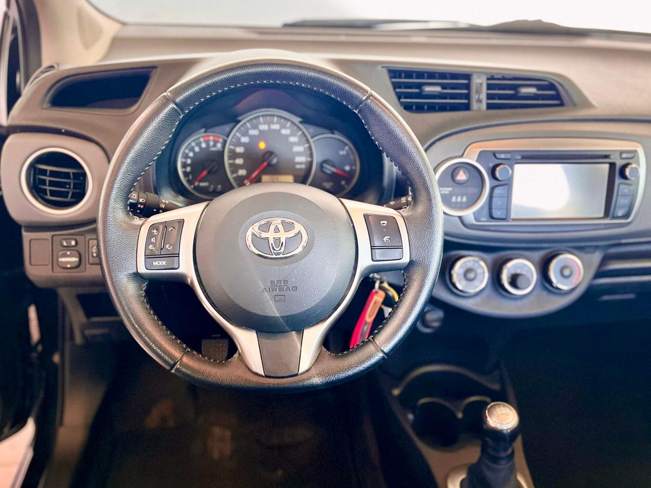 Toyota Yaris Lounge