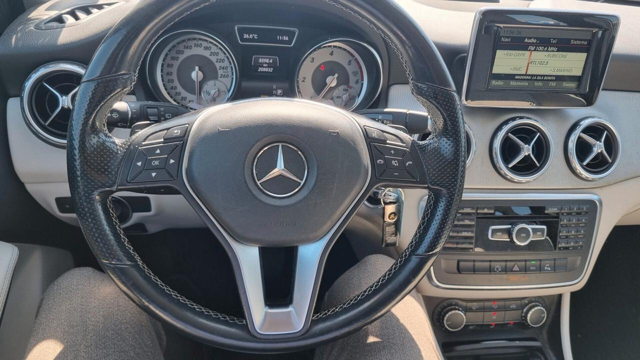 Mercedes-benz GLA 220 CDI Automatic Premium