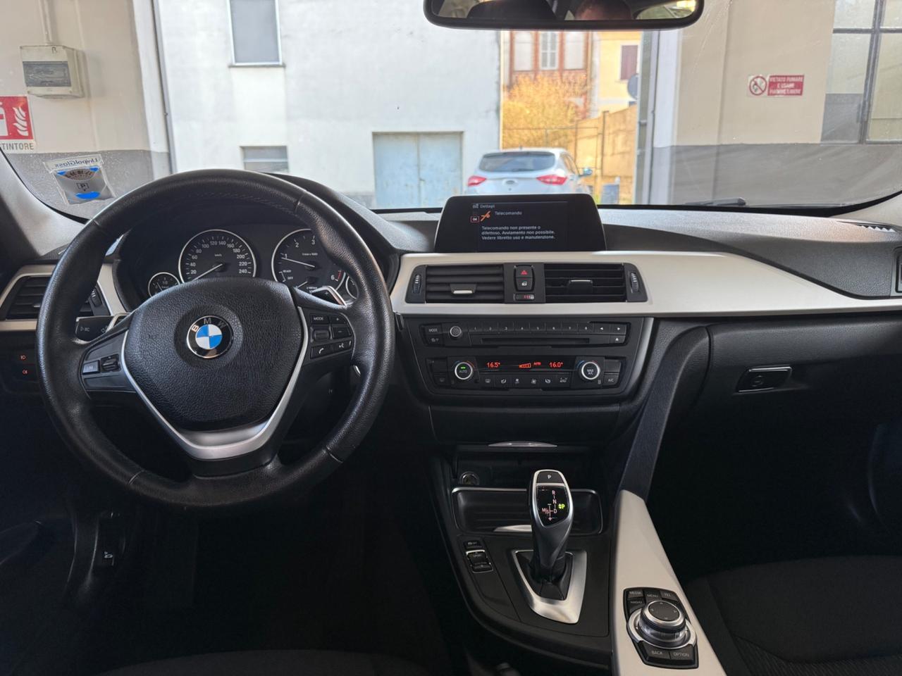Bmw 320 320d Efficient Dynamics Touring Business aut.