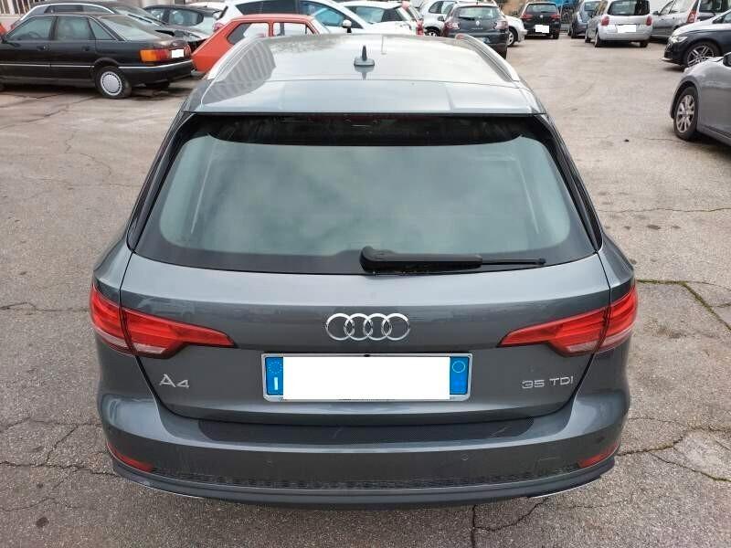 Audi A4 Avant 35 TDI S tronic Sport