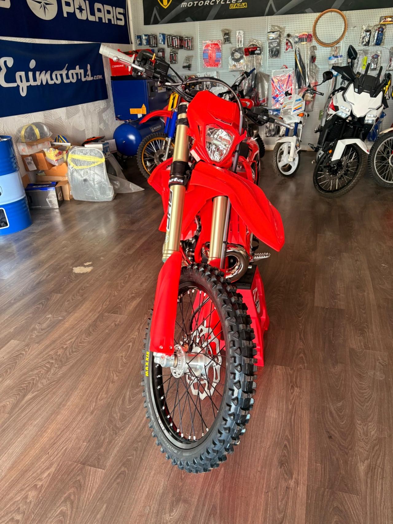Beta RR 300