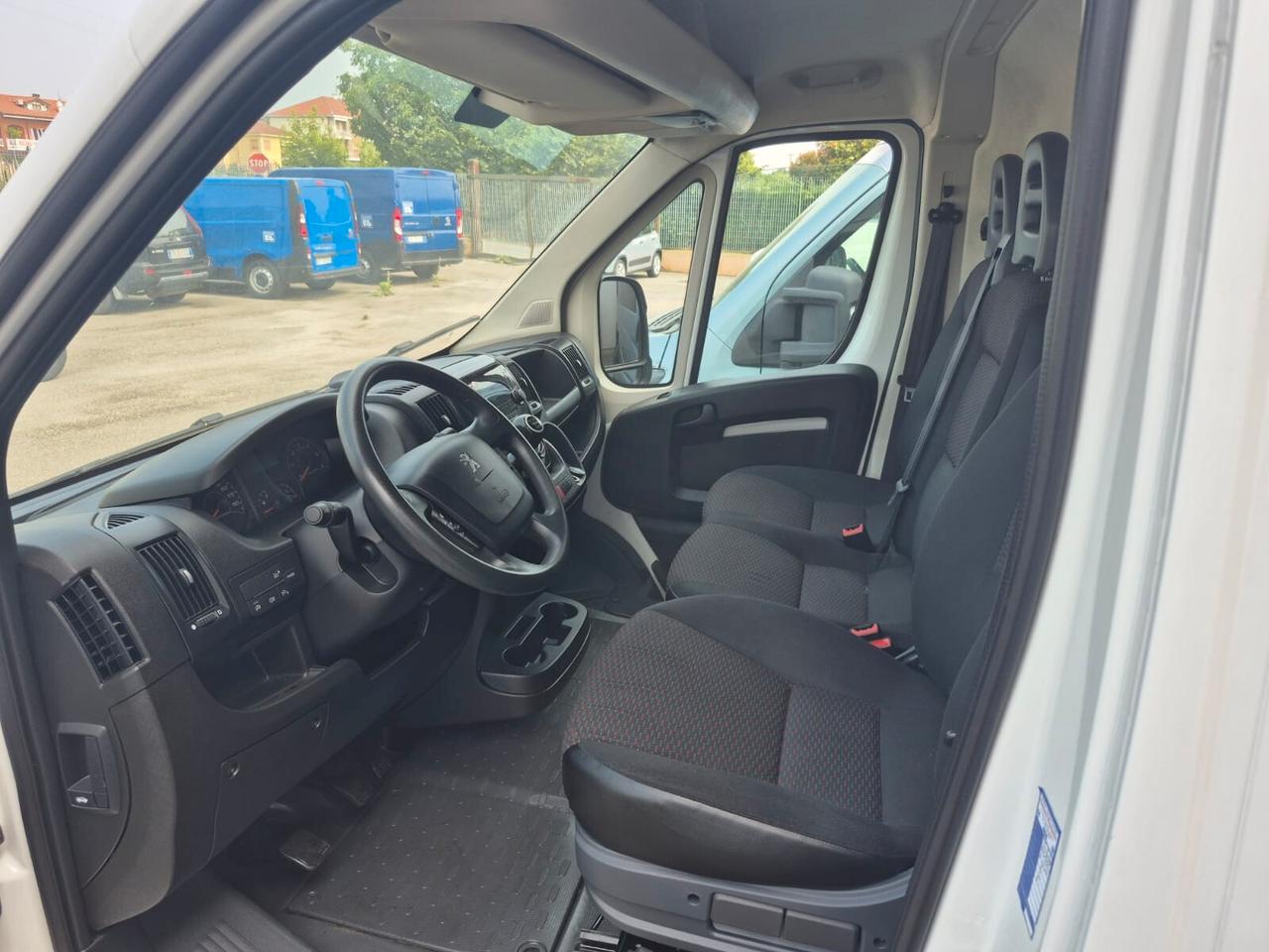 Peugeot Boxer 330 2.2 BlueHDI 140CV PREZZO REALE.