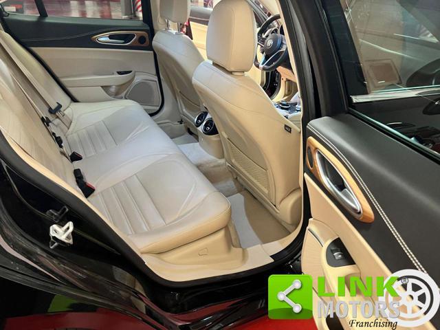 ALFA ROMEO Giulia 2.2 JTD 180 CV AT8 Super GARANZIA - DISTR - BOLLO