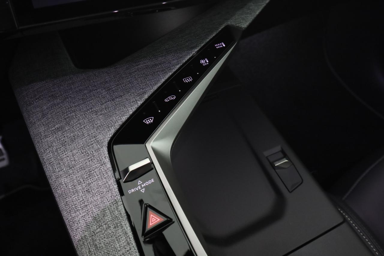 PEUGEOT 5008 3ª serie 5008 Hybrid 145 e-DCS6 GT
