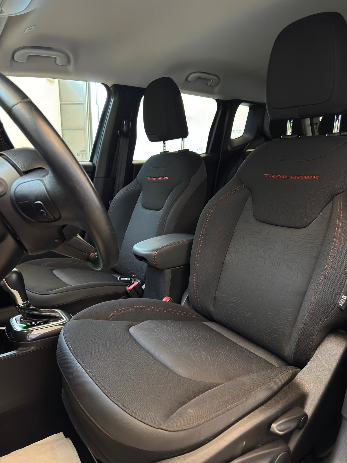 Jeep Renegade 1.3 T4 240CV PHEV 4xe AT6 Trailhawk