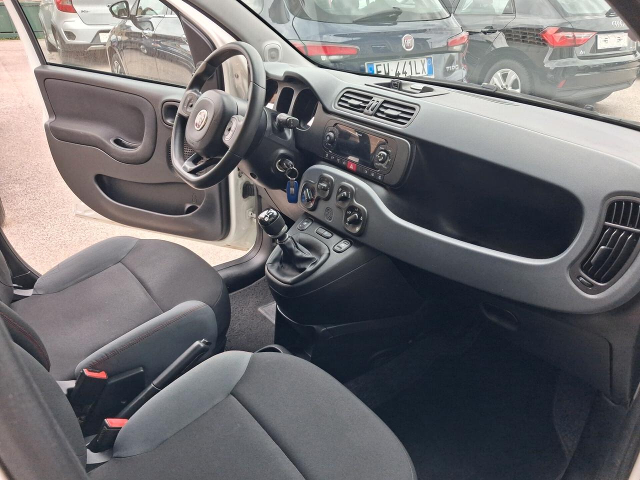 Fiat Panda 1.2 69 C.V. ITALIANA PRONTA CONSEGNA