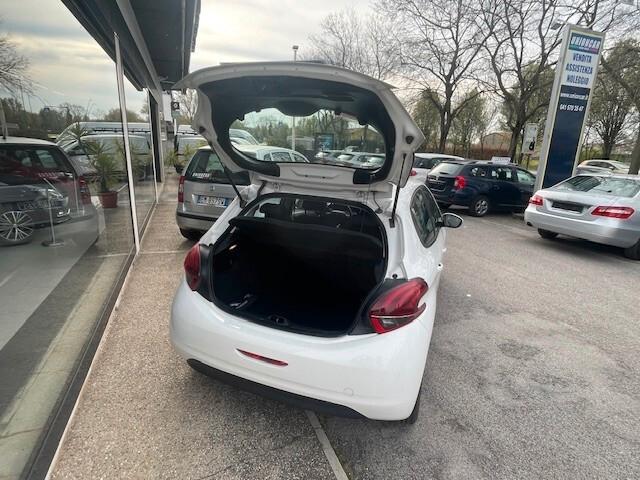 Peugeot 208 BlueHDi 1.5 Active