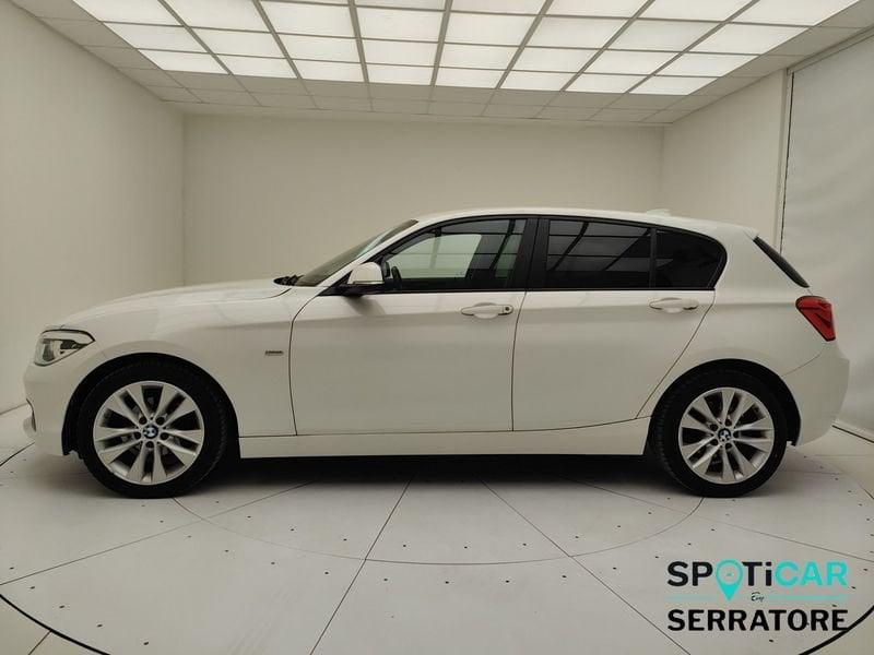 BMW Serie 1 F/20-21 2015 118d Urban 5p auto