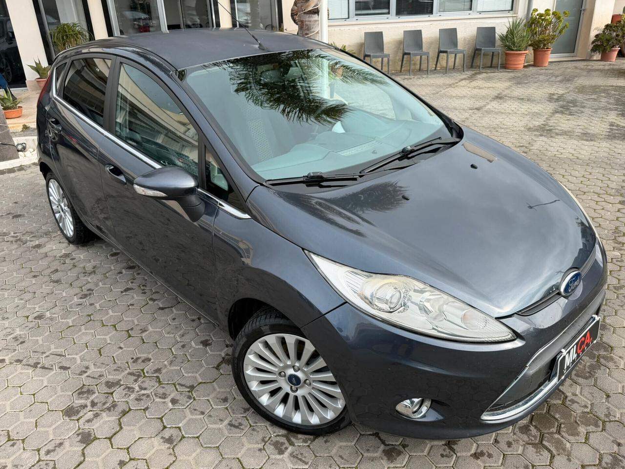 Ford Fiesta 1.4 TDCi 68CV 5 porte Titanium
