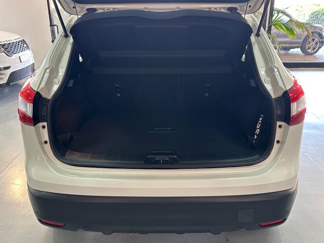 NISSAN Qashqai 1.6 dCi 2WD*CAMBIO AUTO*