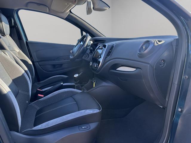 RENAULT Captur dCi 8V 110 CV Energy Bose +4 GOMME