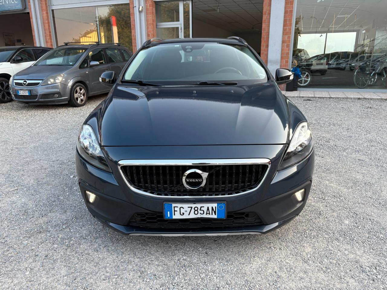 Volvo V40 2.0 D2 120CV Cross Country