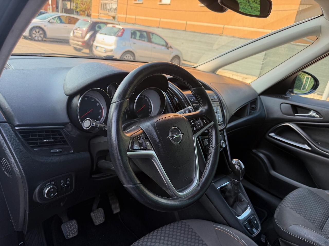 Opel Zafira Tourer 1.6 METANO - 7 POSTI - 12 MESI DI GARANZIA -