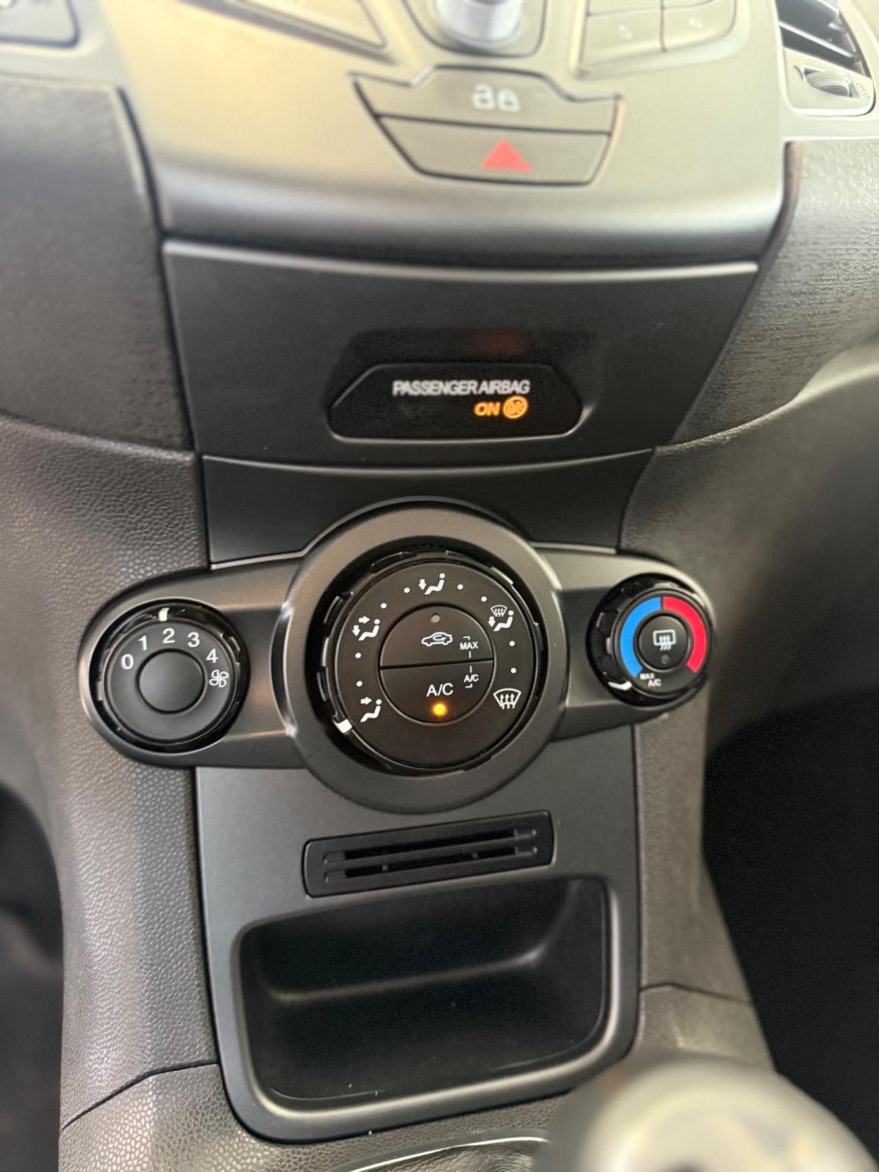 Ford Fiesta 1.5 TDCi 75CV EURO 5B NEOPATENTATI