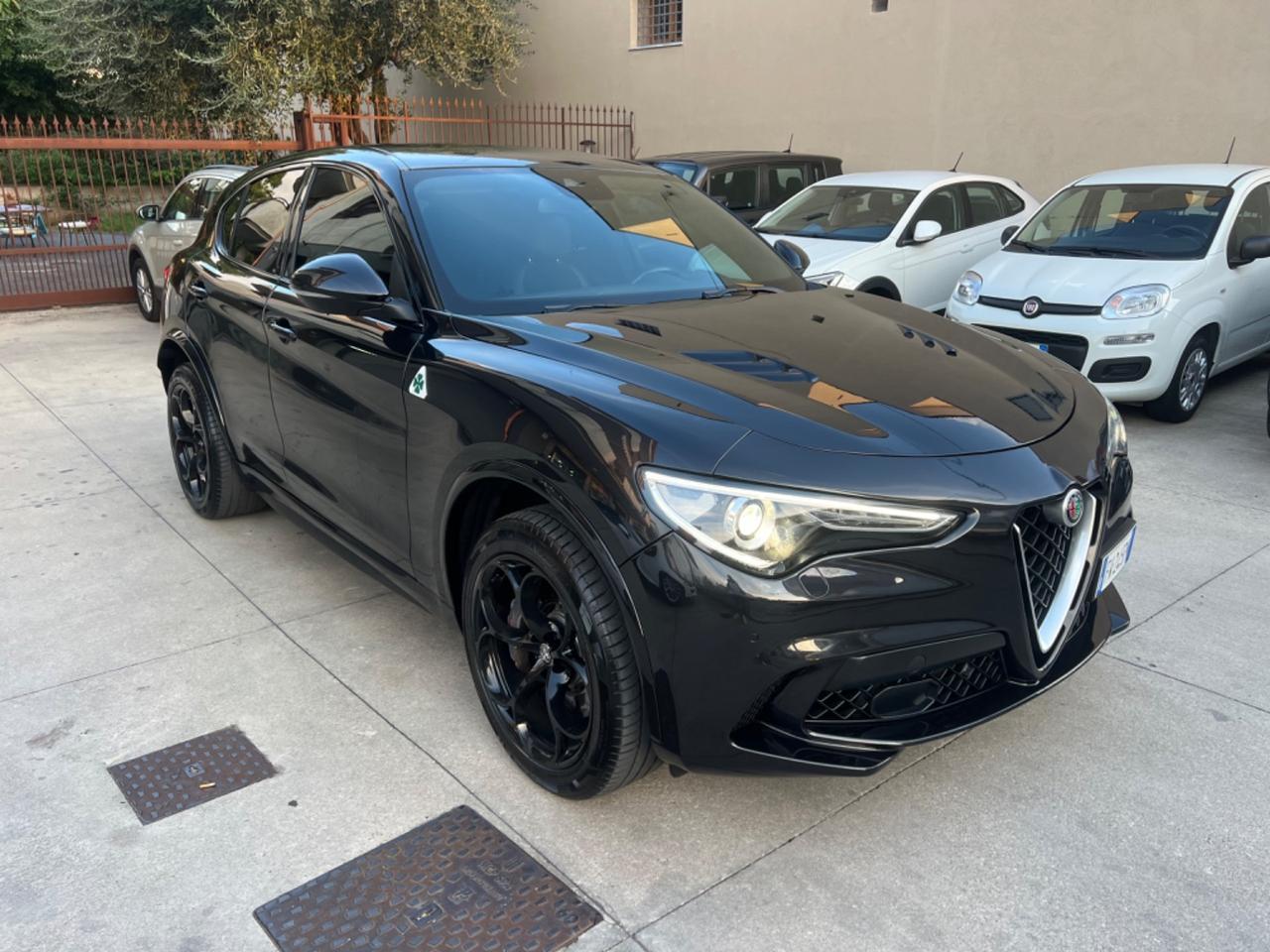 Alfa Romeo Stelvio 2.9 Bi-Turbo V6 510 CV AT8 Quadrifoglio