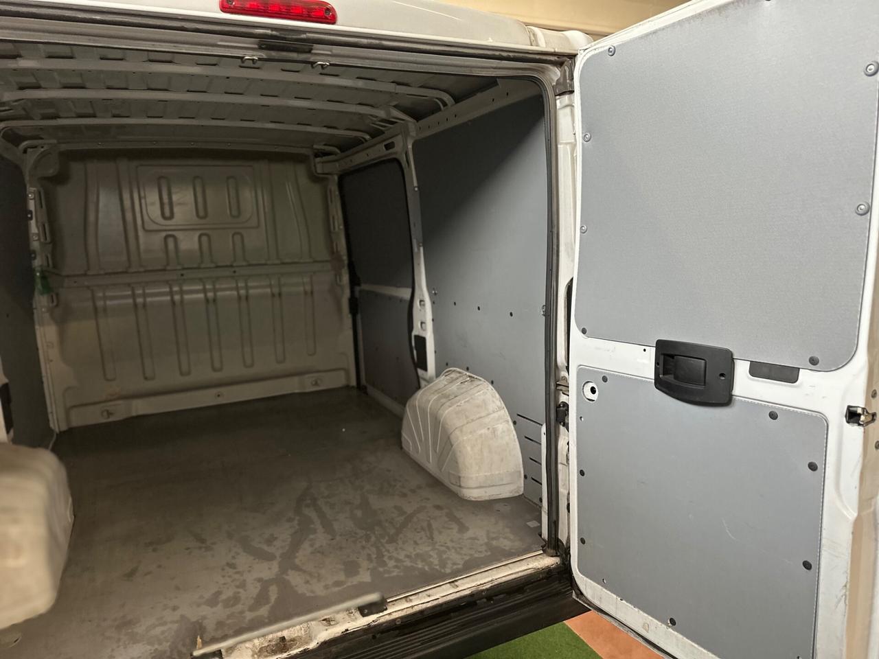 Peugeot Boxer /2021/129.000km/2.2 (140cv)/6d-temp