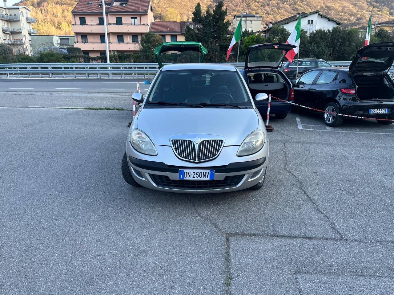 LANCIA YPSILON - NEOPATENTATI