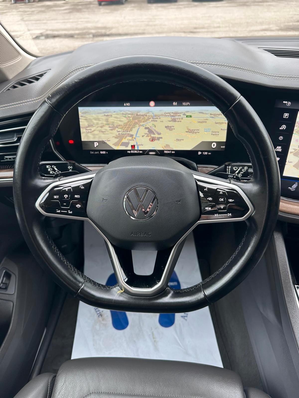 Volkswagen Touareg 3.0 V6 TDI SCR Atmosphere TETTO APRIBILE E INTERNI IN PELLE TOTALE CON MEMORIA