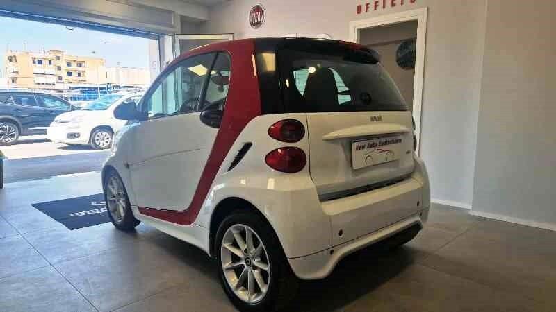 Smart ForTwo 1.0 71 CV MHD Passion