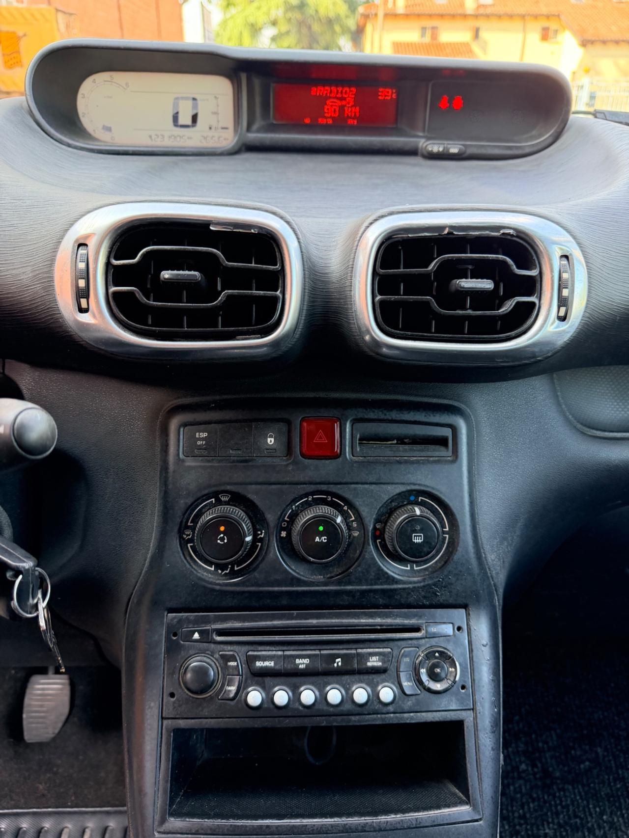 Citroen C3 Picasso 1.6 HDi 90 airdream Ideal totalmente rifatta