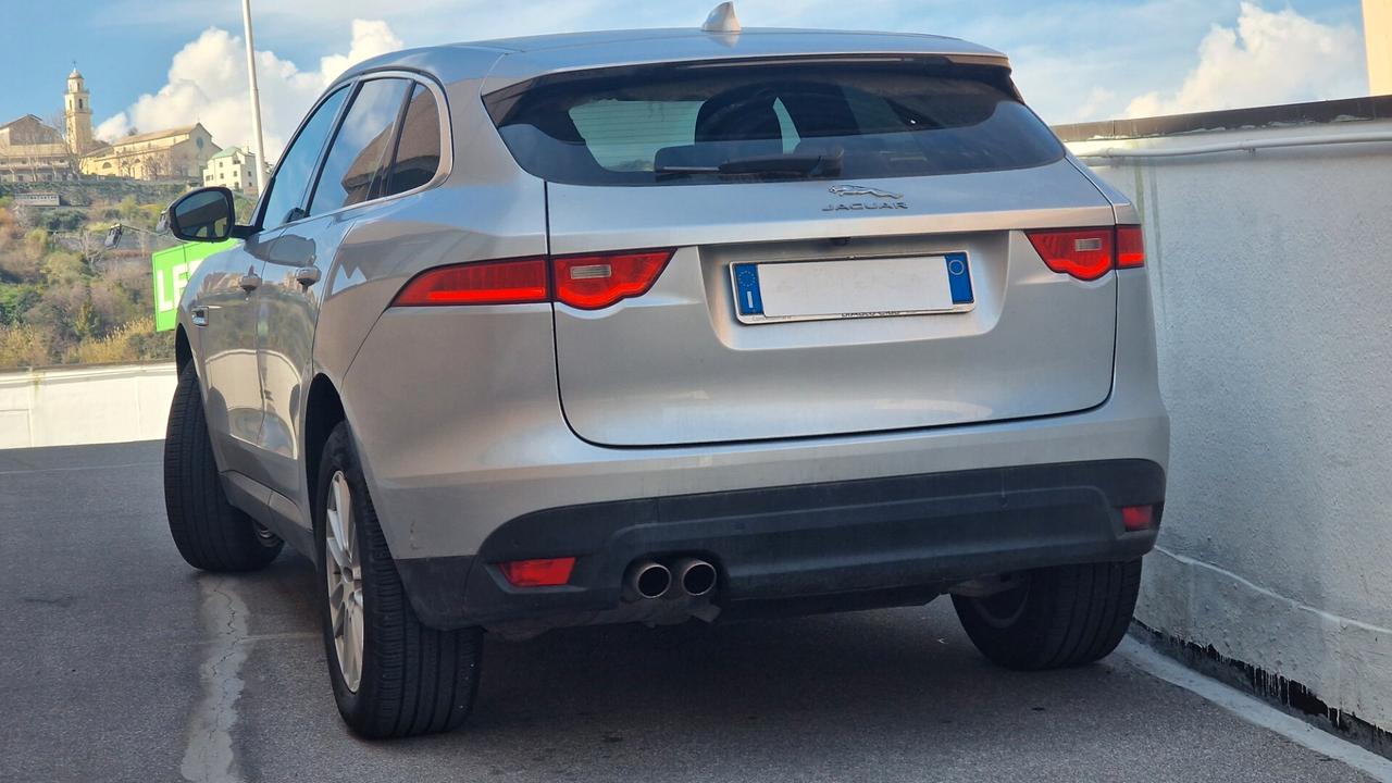 Jaguar F-Pace 2.0 D 180 CV AWD aut. Portfolio