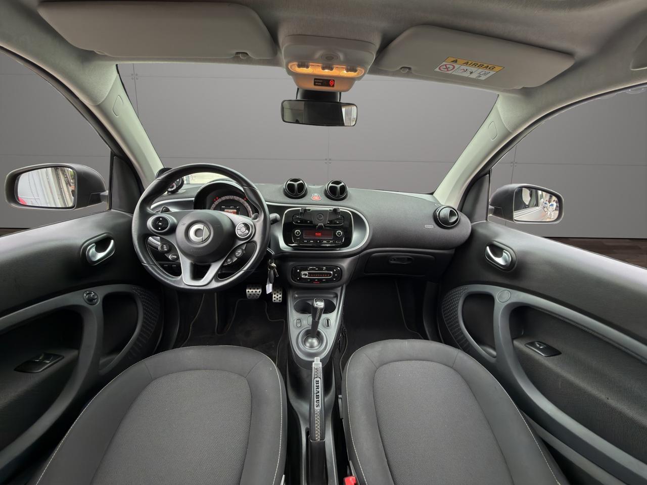 smart forTwo Allestimento BRABUS - Unipro - Promo Finanziamento - Tetto panoramico - LED