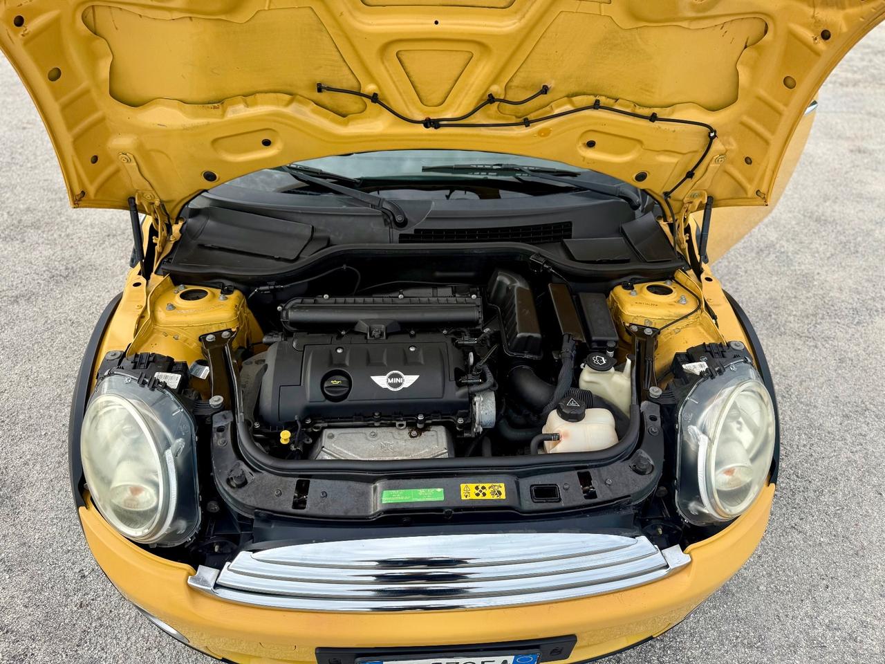 Mini Cooper 1.6 Benzina chili pepper 90 mila km