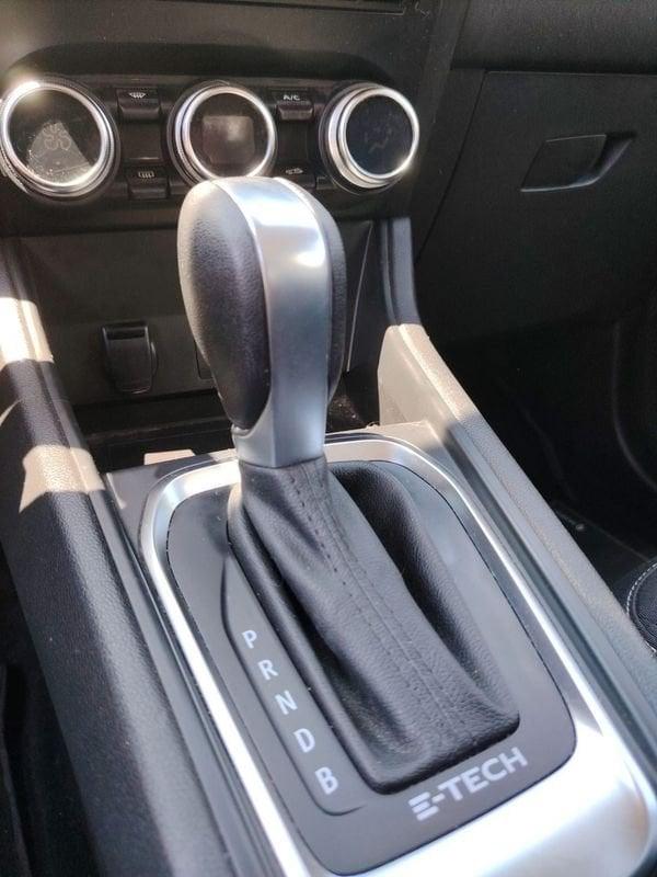 Renault Captur Hybrid E-Tech 145 CV Zen