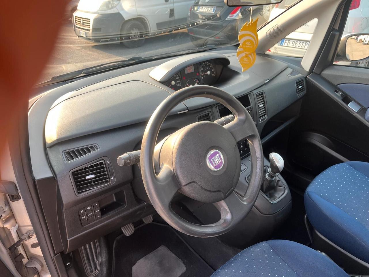 Fiat Idea 1.4 BlackLabel