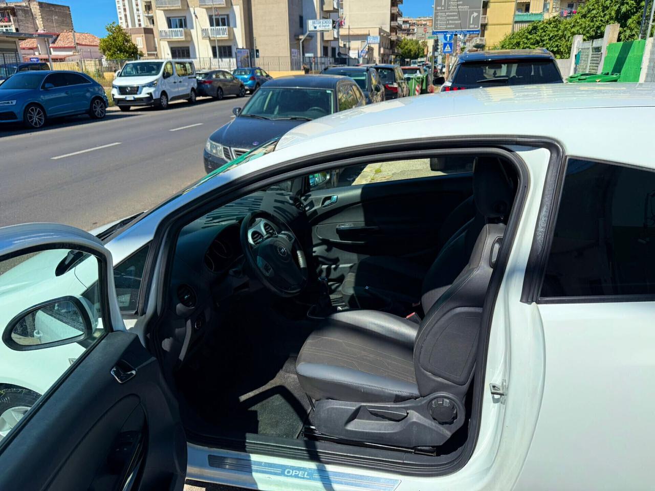 Opel Corsa 1.2 85CV 3 porte GPL-TECH Ecotec - ANNO 2012 - GPL CASA MADRE