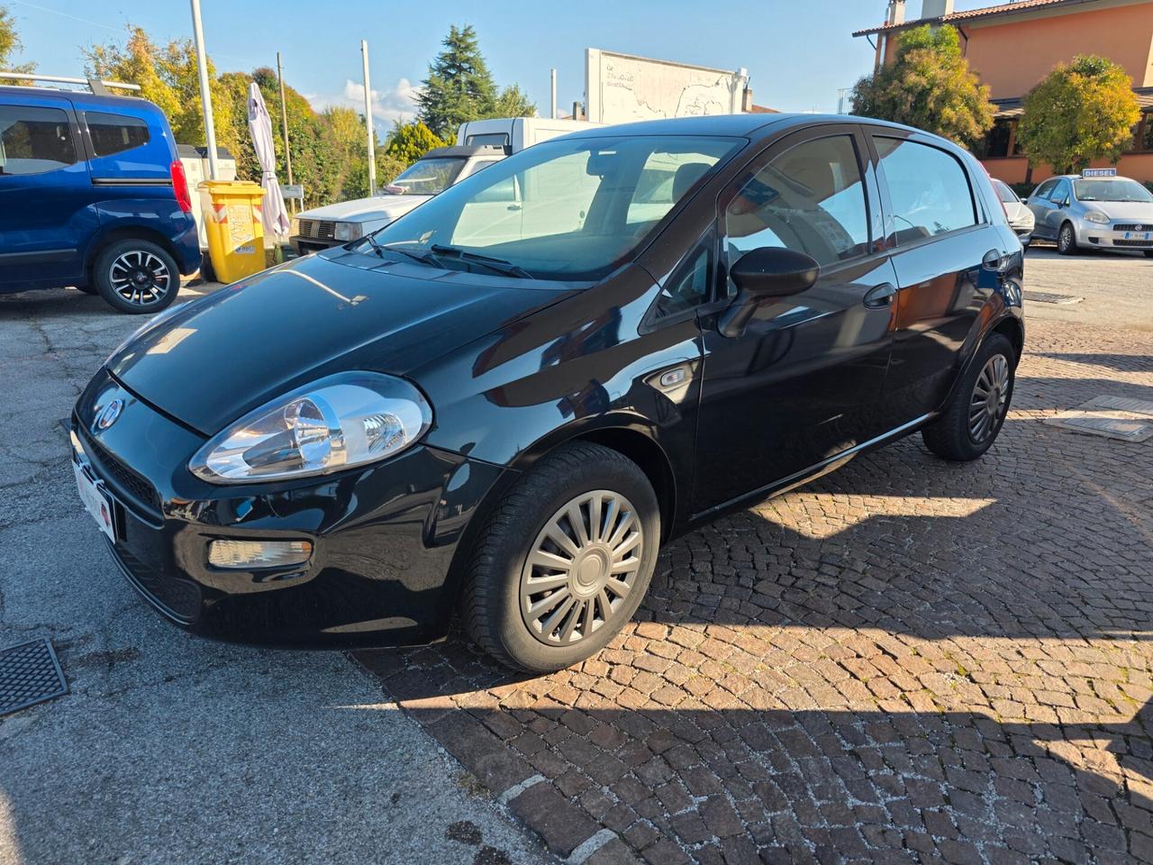 Fiat Punto 1.3 MJT II 75 CV 3 porte Lounge con 238.000km