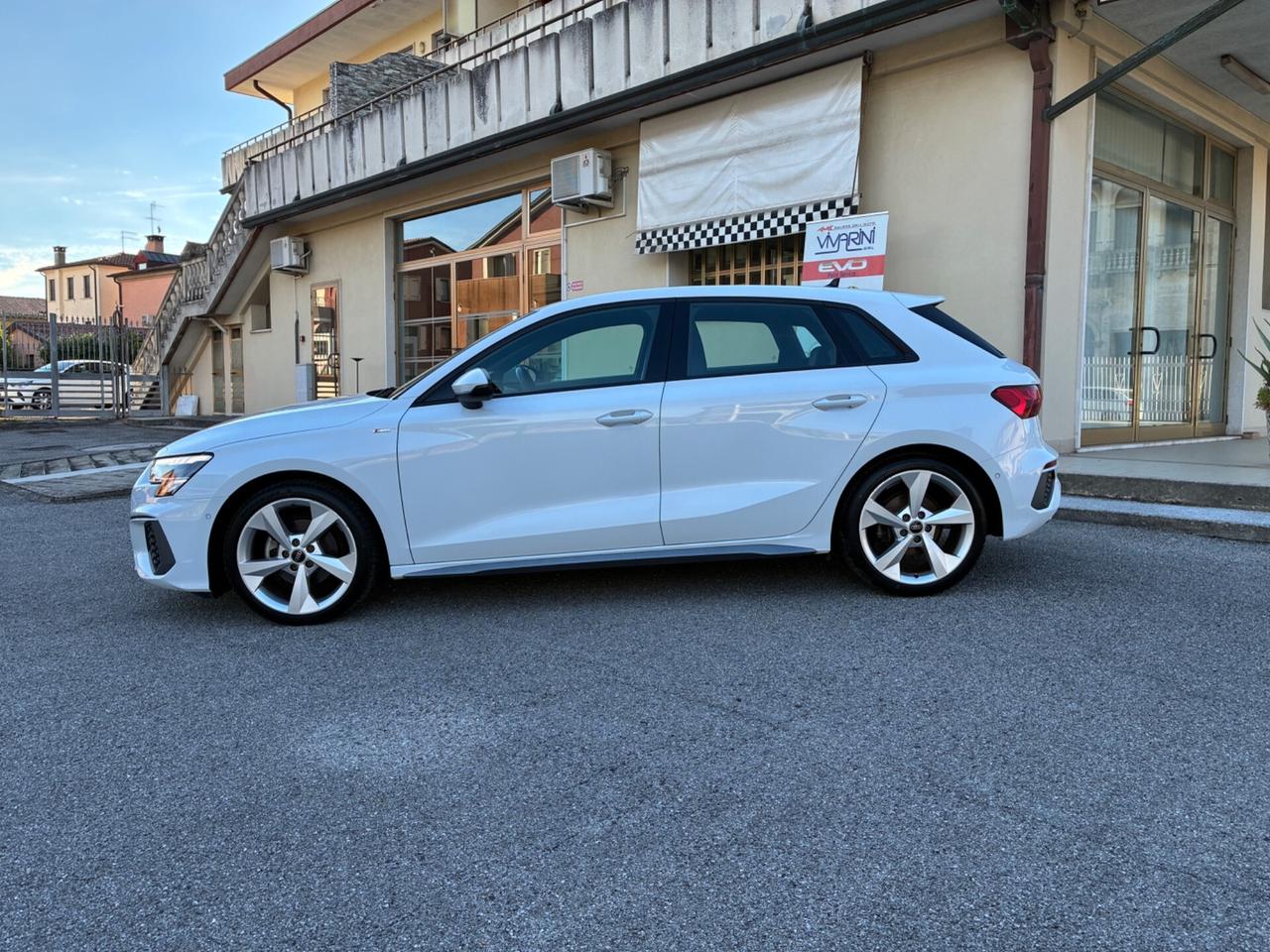 Audi A3 SPB 35 TFSI S tronic line edition