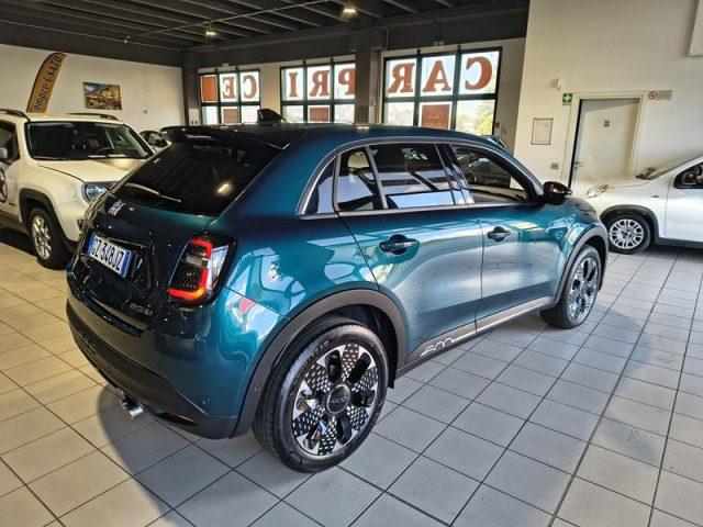 FIAT 600 Hybrid 110 CV DCT MHEV La Prima NEOPATENTATI