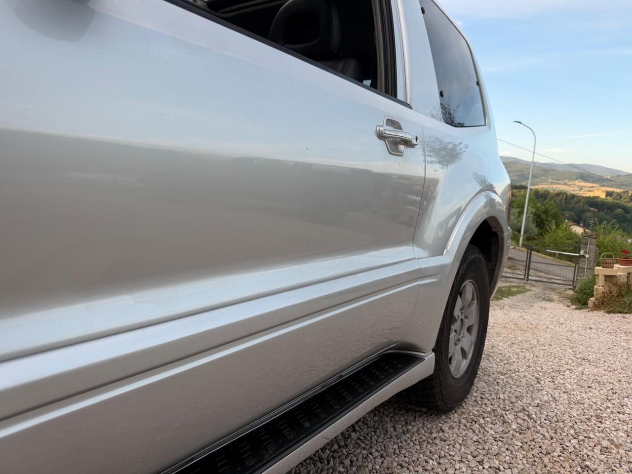 Mitsubishi Pajero 3.2 16V DI-D AUTOCARRO N1 5posti