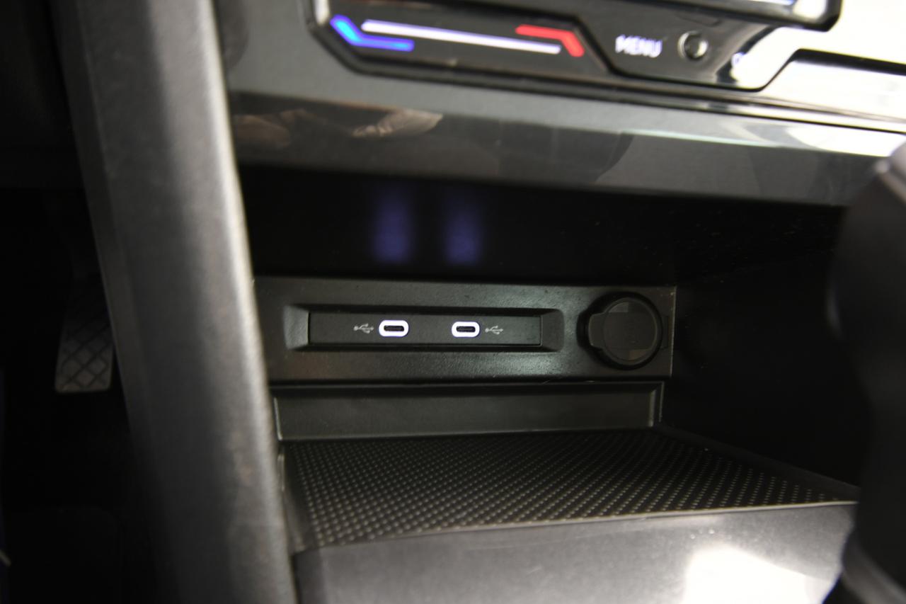 VOLKSWAGEN Tiguan 2.0 tdi Life 4motion 150cv dsg ACC+FULL LED+C18"