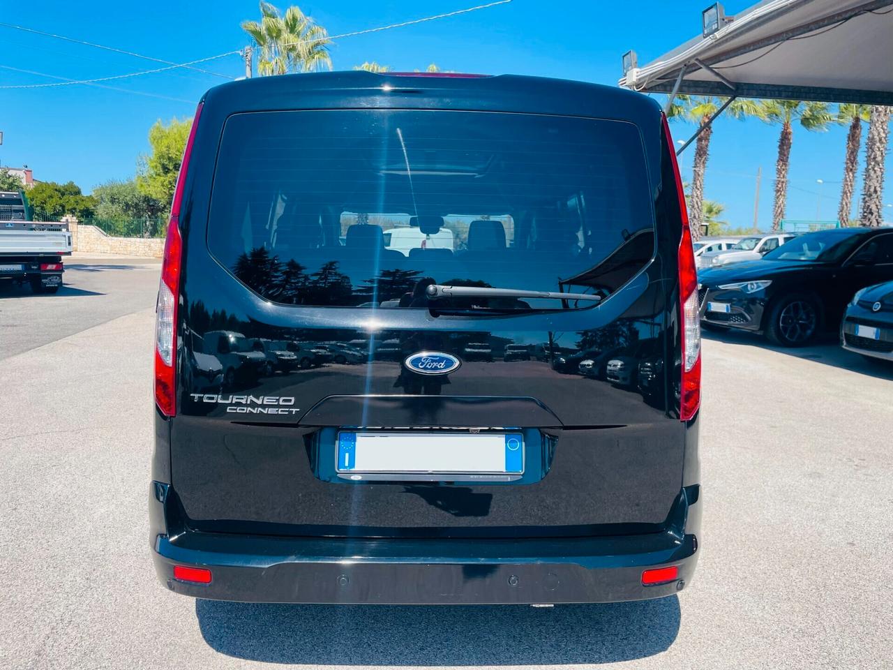 Ford Tourneo Connect7 1.5 TDCi 120 CV Titanium