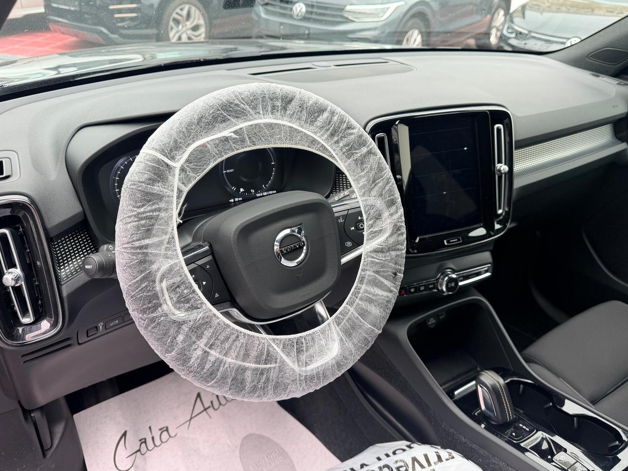 Volvo XC40 T4 Recharge Plug-in Hybrid R-design