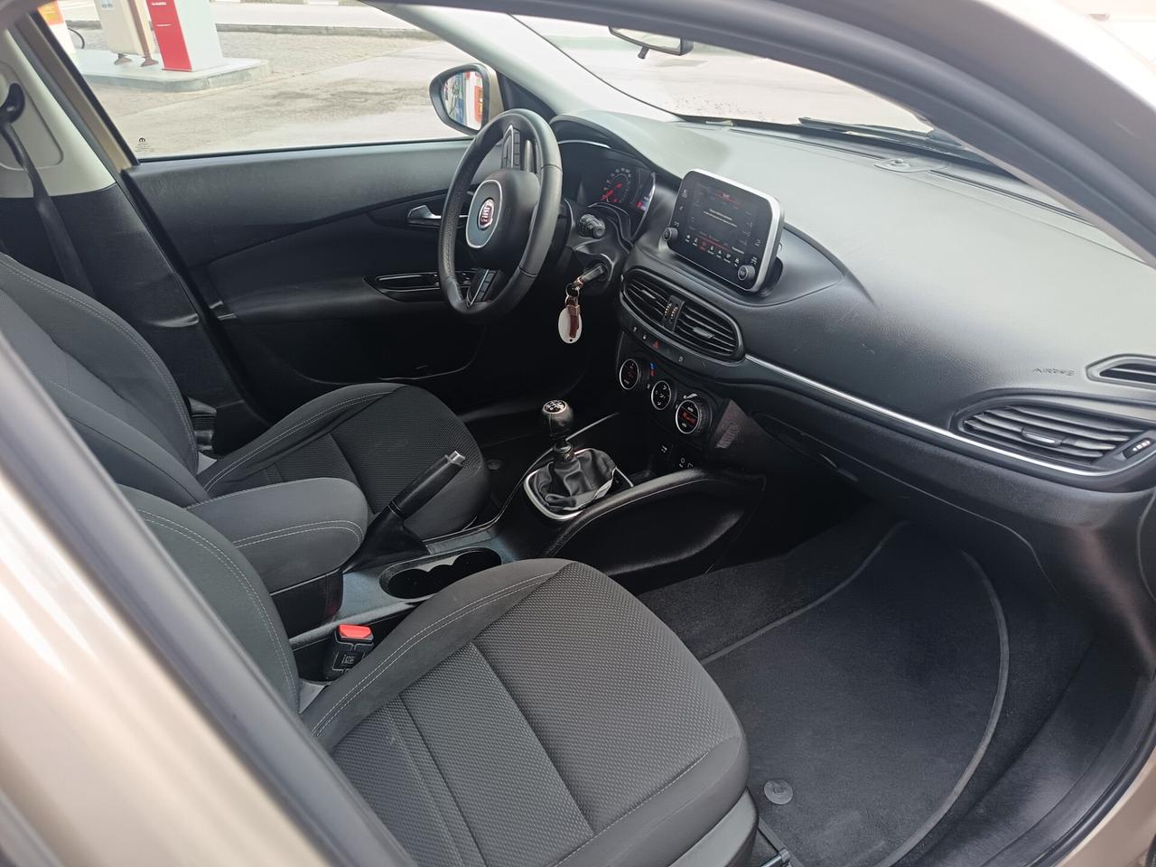 Fiat Tipo 1.6 multijet 2018 Euro 6 b