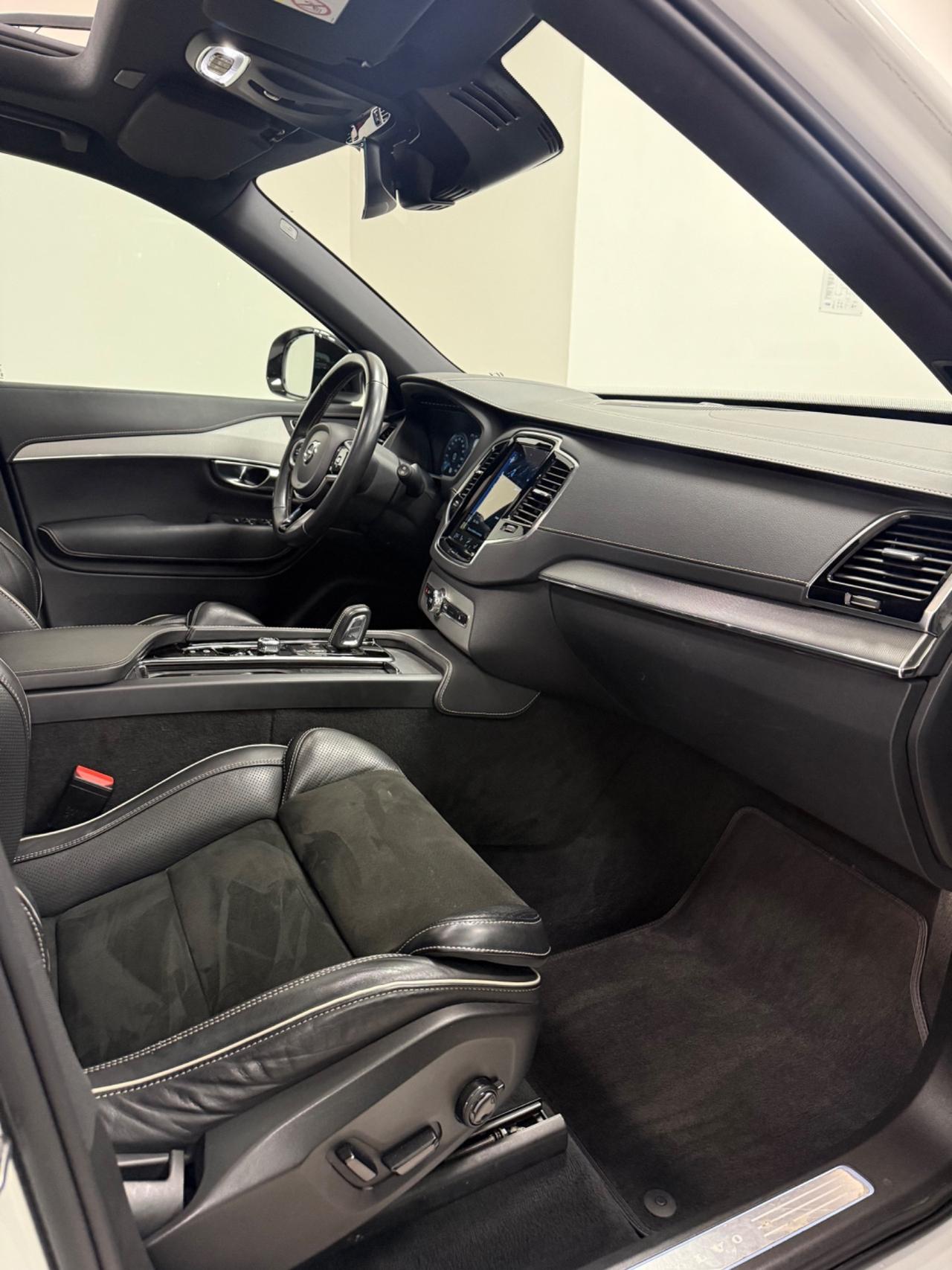 Volvo XC 90 XC90 B5 (d) AWD automatico Plus Dark