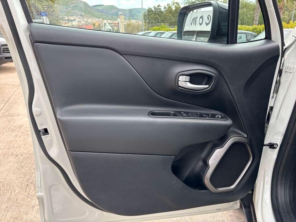 Jeep Renegade 1.6 Mjt 130 CV Limited 2024/ KM 24.000 Tua a solo 209 Euro al mese