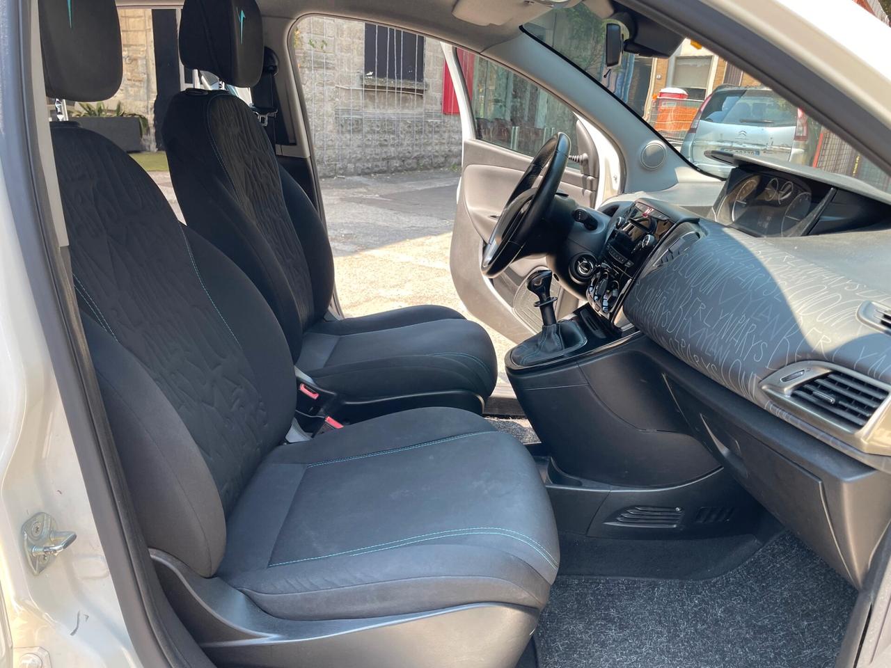 Lancia Ypsilon 1.2 69 CV 5 porte UNICO PROPRIETARIO!!!