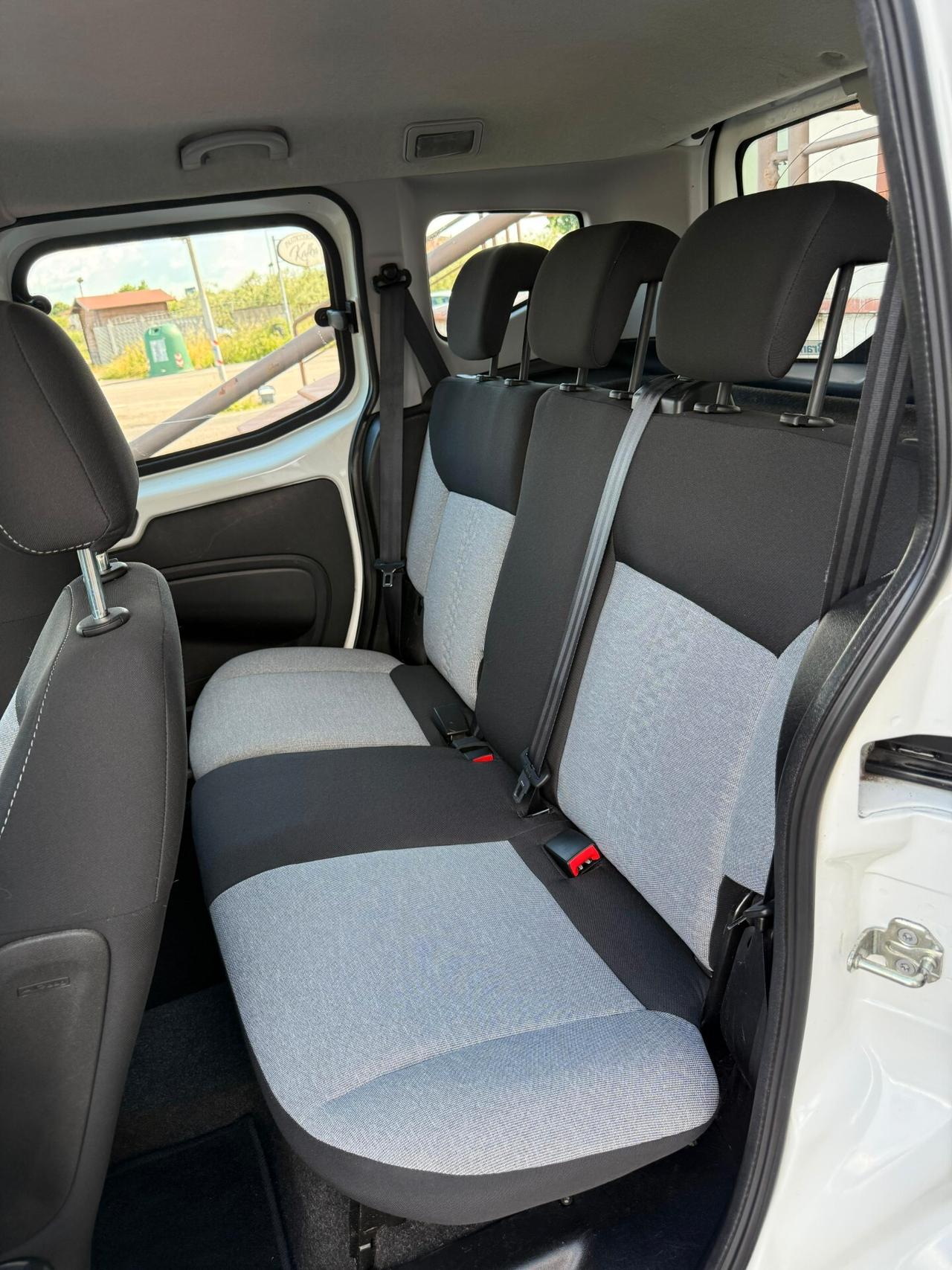 Fiat Qubo 1.3 MJT 80 CV Lounge