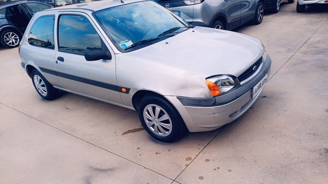 Ford Fiesta 1.1 5 porte