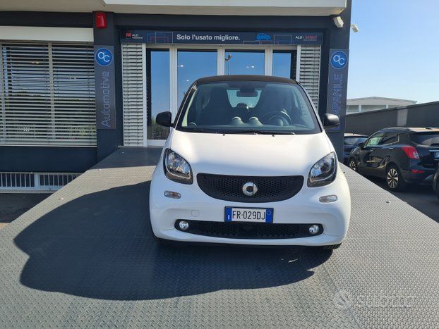 Smart Fortwo 1.0 52kw Mhd Twinamic Youngster